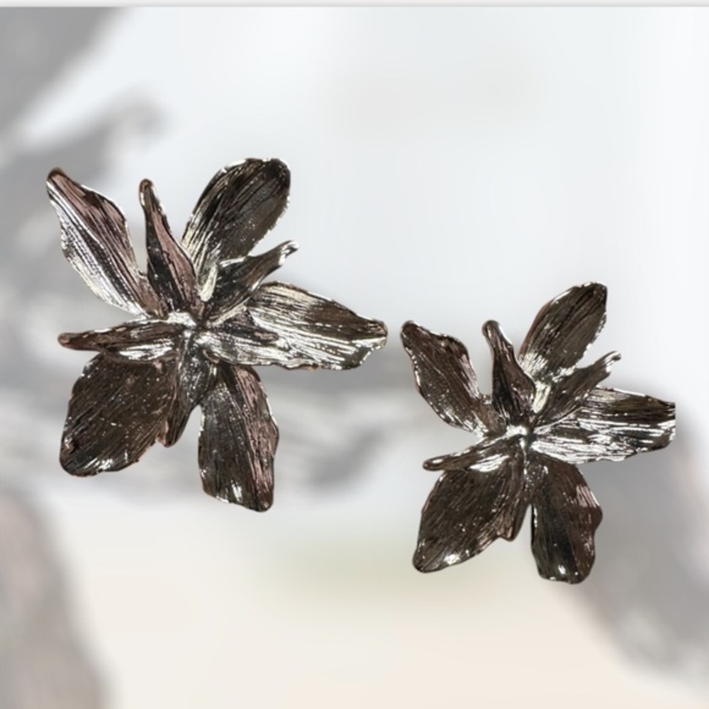 NWT- Anthropologie Oversized Silver Flower Earrings Art Deco